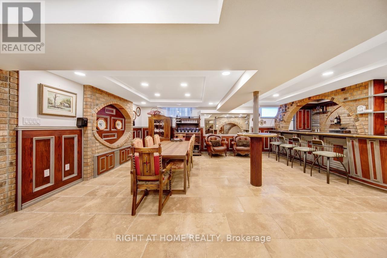 397 Maple Leaf Drive, Toronto, Ontario  M6L 1P4 - Photo 26 - W12874160