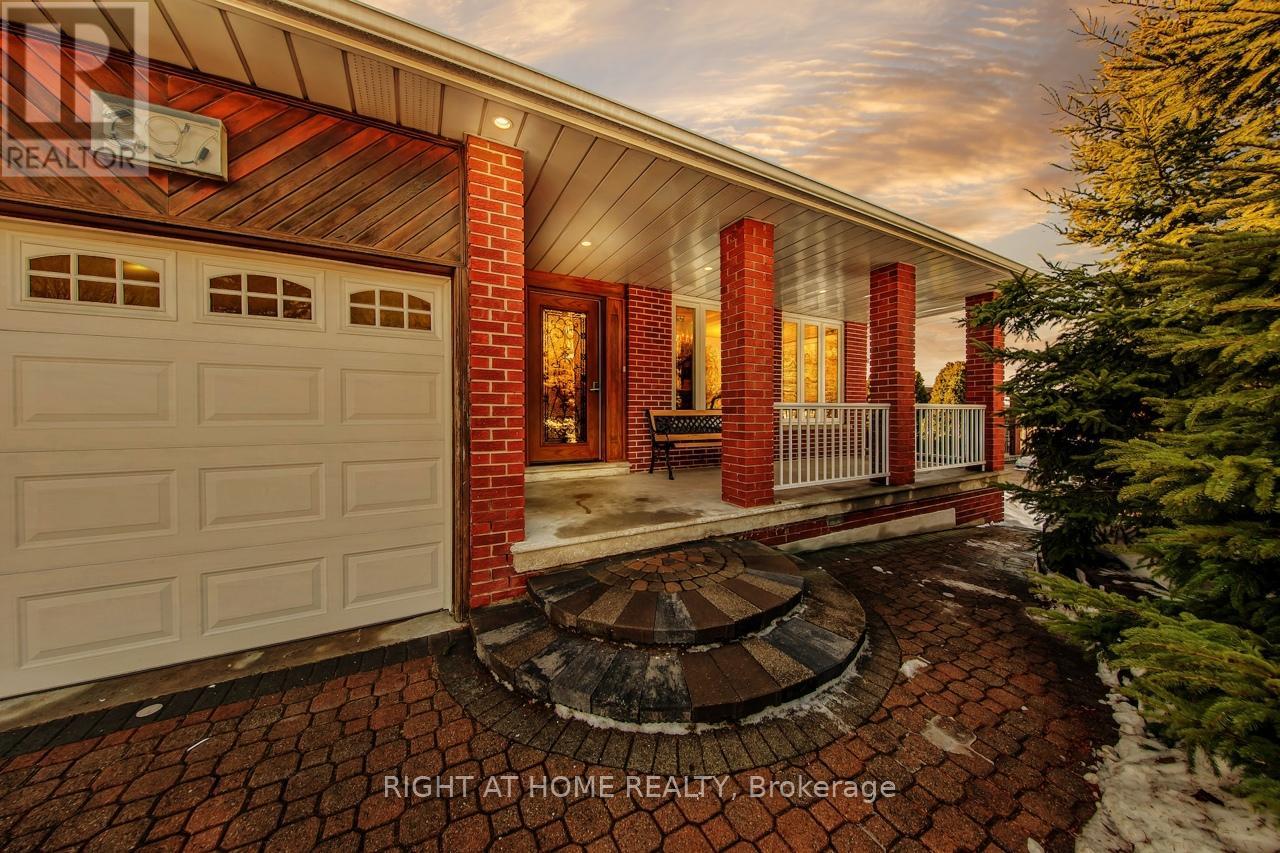 397 Maple Leaf Drive, Toronto, Ontario  M6L 1P4 - Photo 44 - W12874160