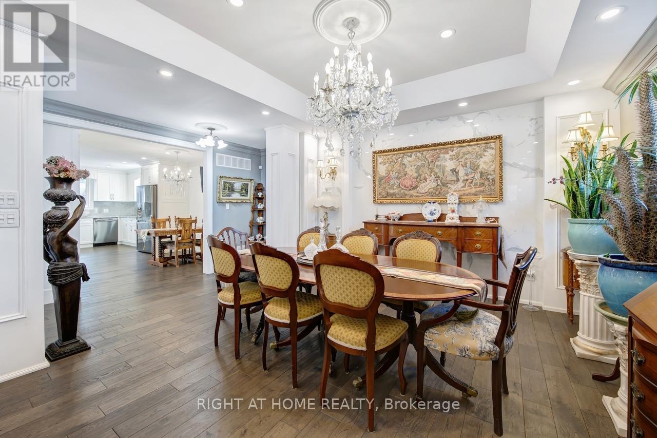 397 Maple Leaf Drive, Toronto, Ontario  M6L 1P4 - Photo 8 - W12874160