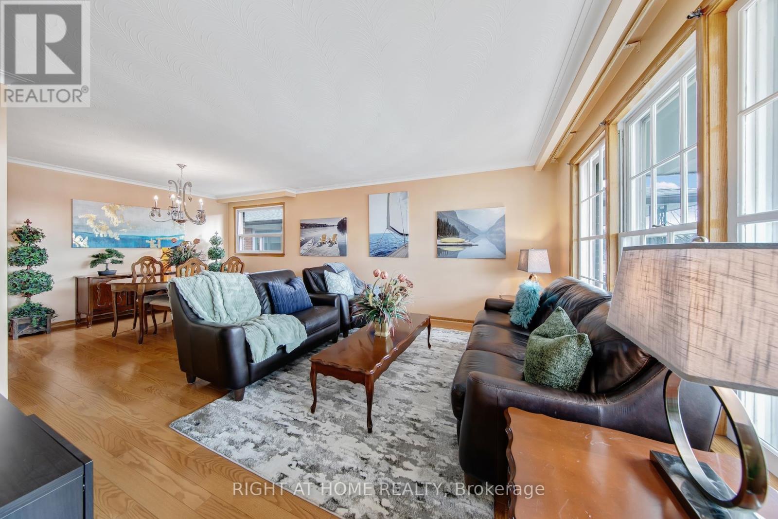 234 MAPLE LEAF DRIVE, toronto (rustic), Ontario