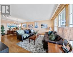 234 MAPLE LEAF DRIVE, Toronto, Ontario