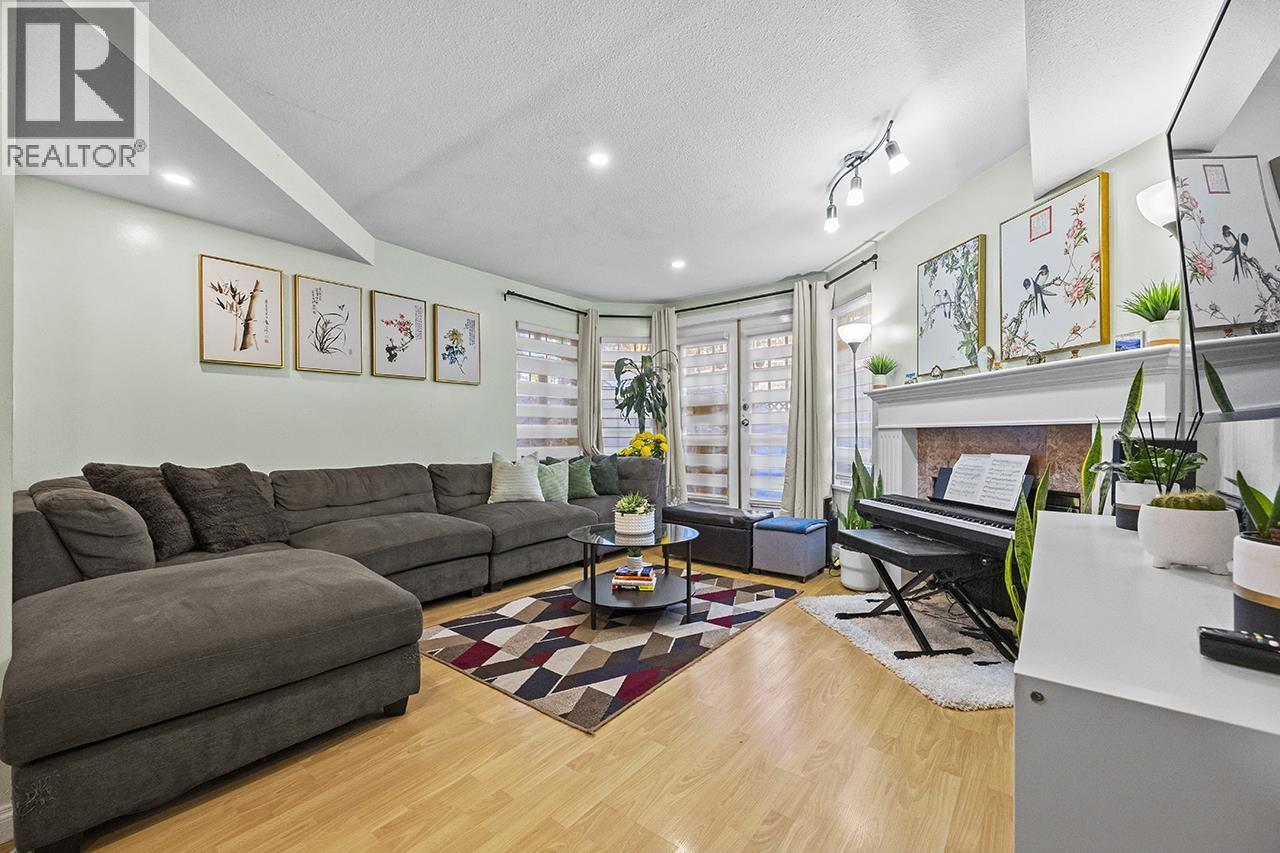 52 7188 Edmonds Street, Burnaby, British Columbia  V3N 4X6 - Photo 4 - R3089039