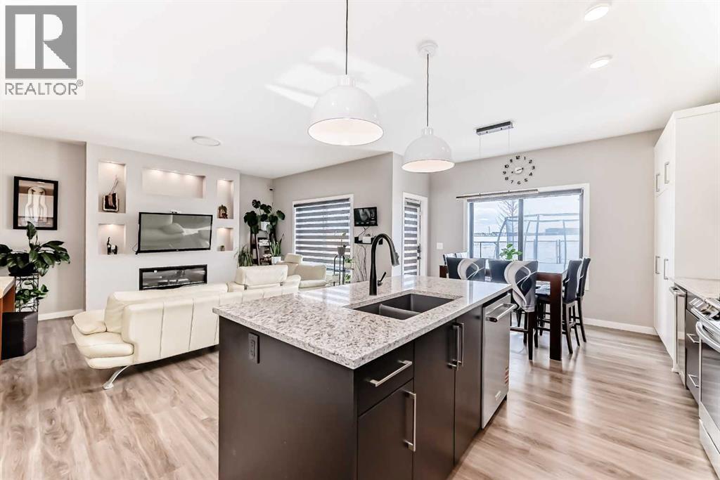 1337 Chinook Gate Green Sw, Airdrie, Alberta  T4B 5J1 - Photo 6 - A2292831