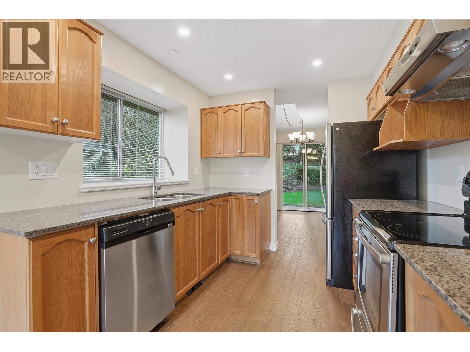 32 22740 116 Avenue, Maple Ridge, British Columbia  V2X 2X7 - Photo 8 - R3098614