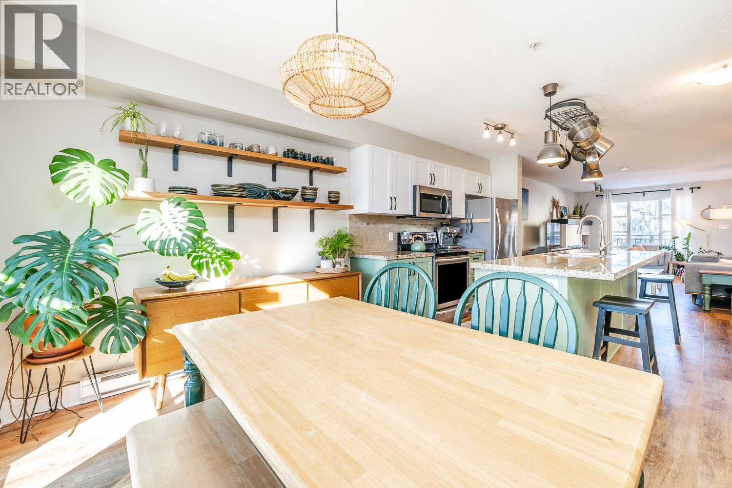 1198 Village Green Way, Squamish, British Columbia  V8B 0N5 - Photo 17 - R3096697