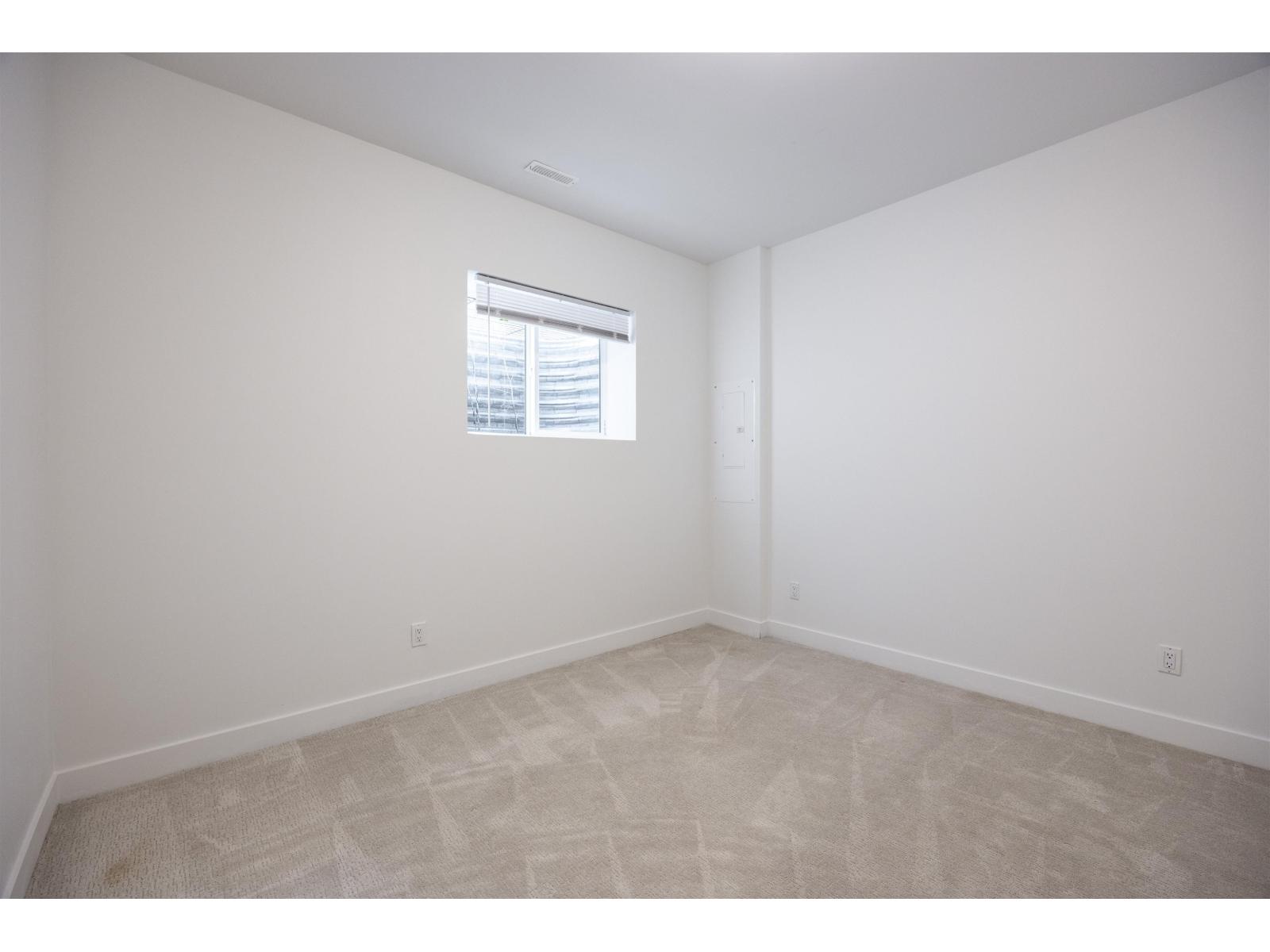 20315 82 Avenue, Langley, British Columbia  V2Y 0Z1 - Photo 11 - R3098436