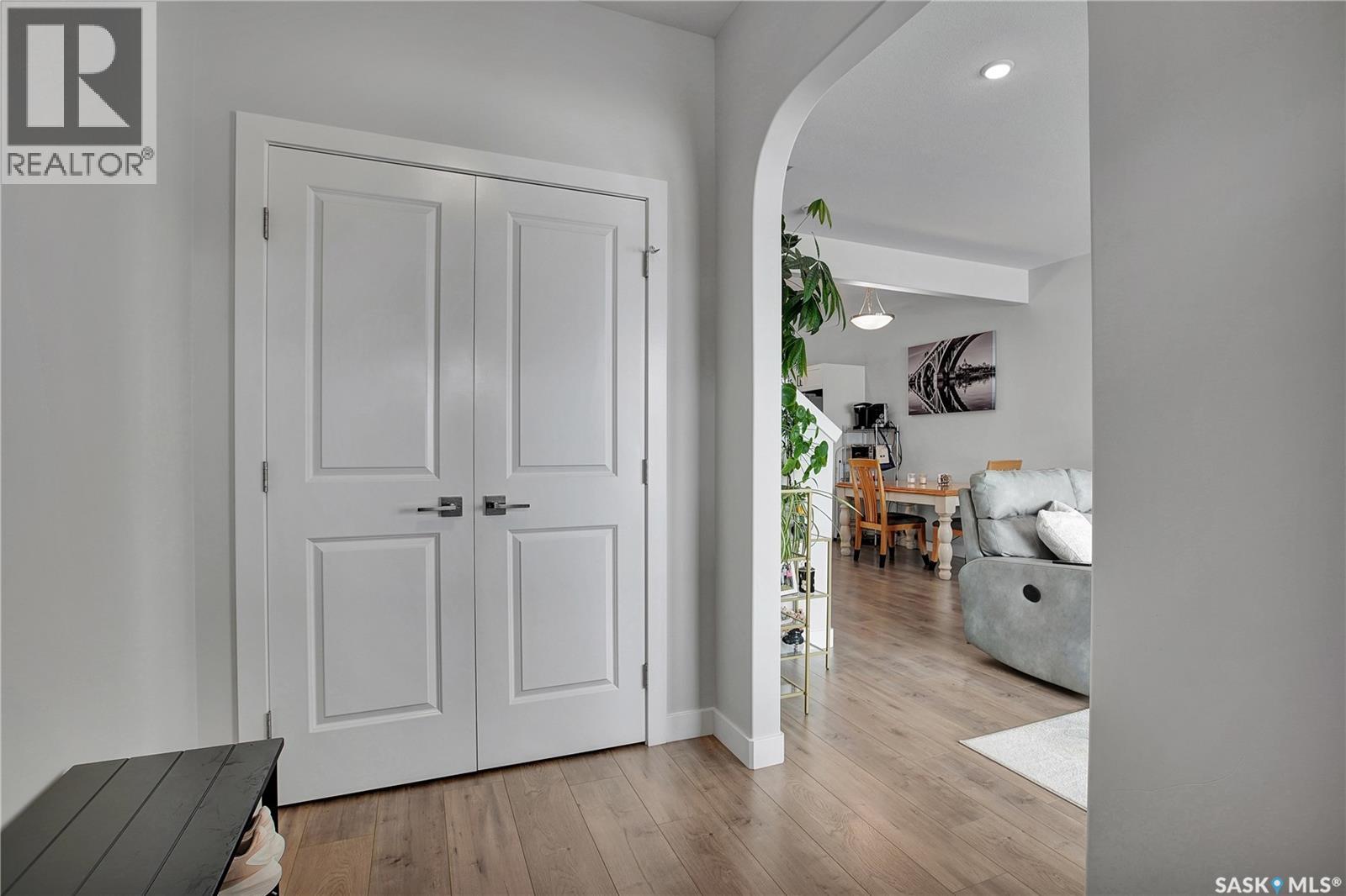 179 Stilling Mews, Saskatoon, Saskatchewan  S7V 0P3 - Photo 3 - SK030140