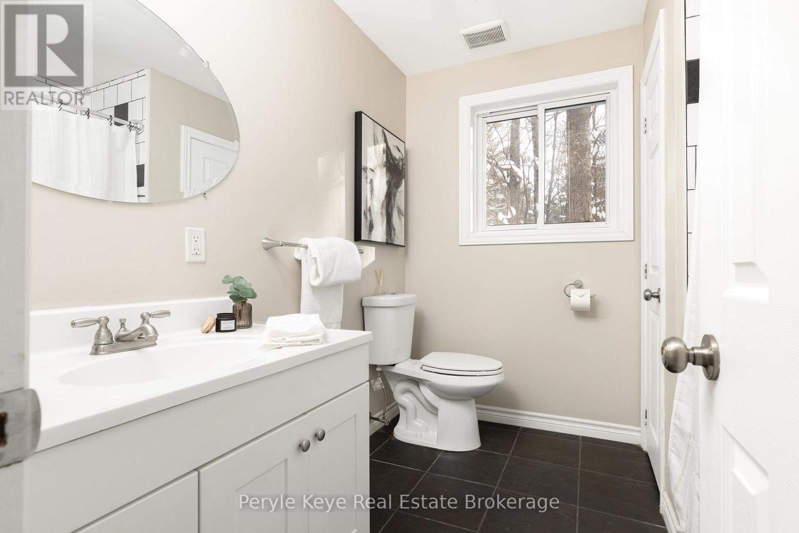 820 Manitoba Street, Bracebridge, Ontario  P1L 1W9 - Photo 37 - X12874296