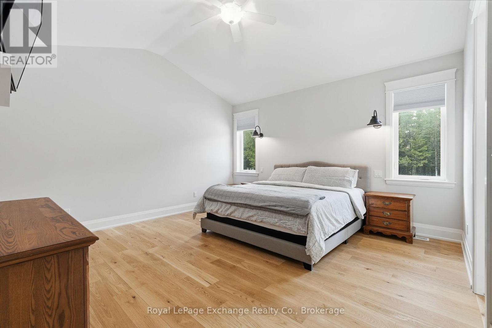 185 Louise Creek Crescent, West Grey, Ontario  N0G 1S0 - Photo 23 - X12874308