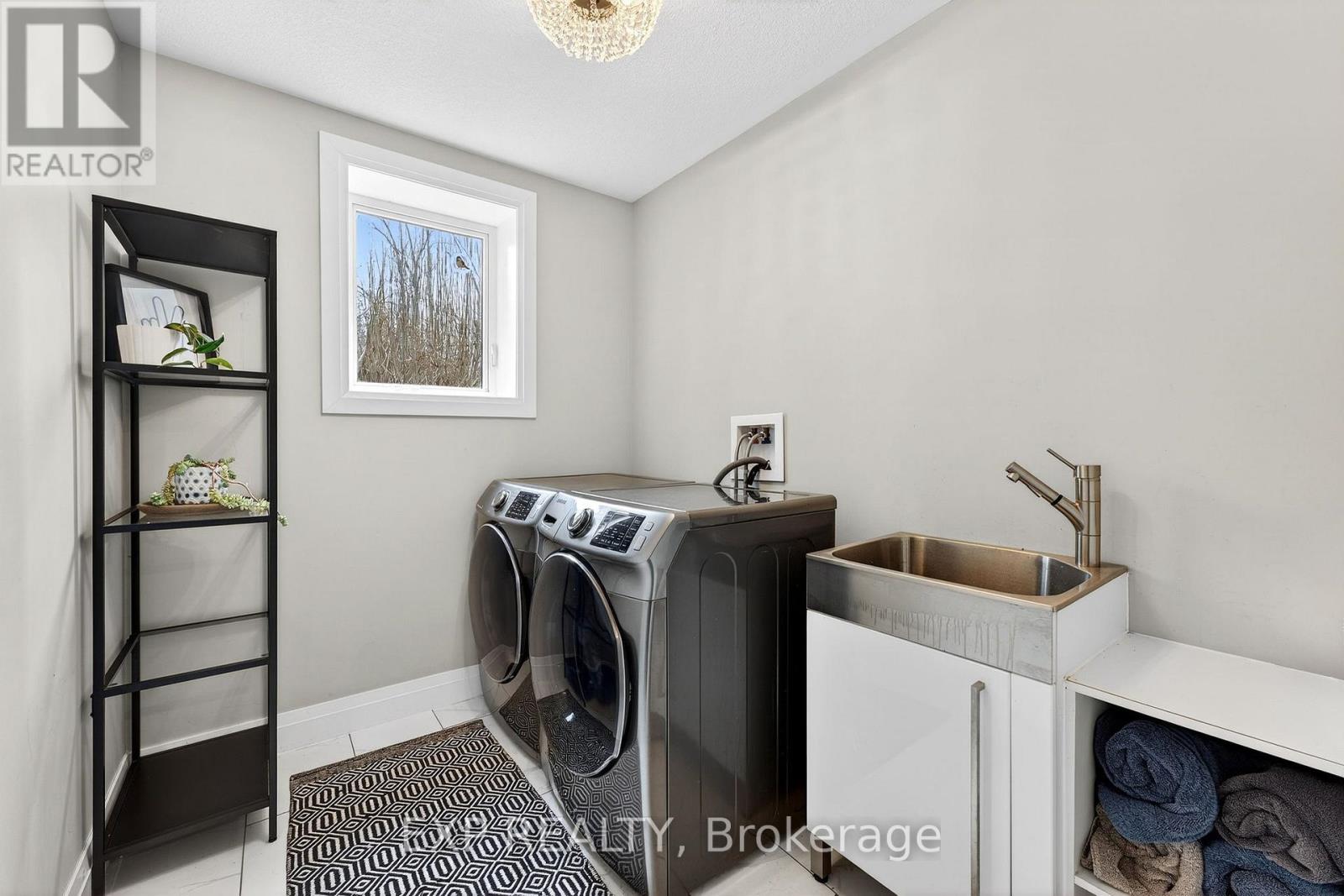 20109 Loyalist Parkway, Prince Edward County, Ontario  K0K 1T0 - Photo 29 - X12874320