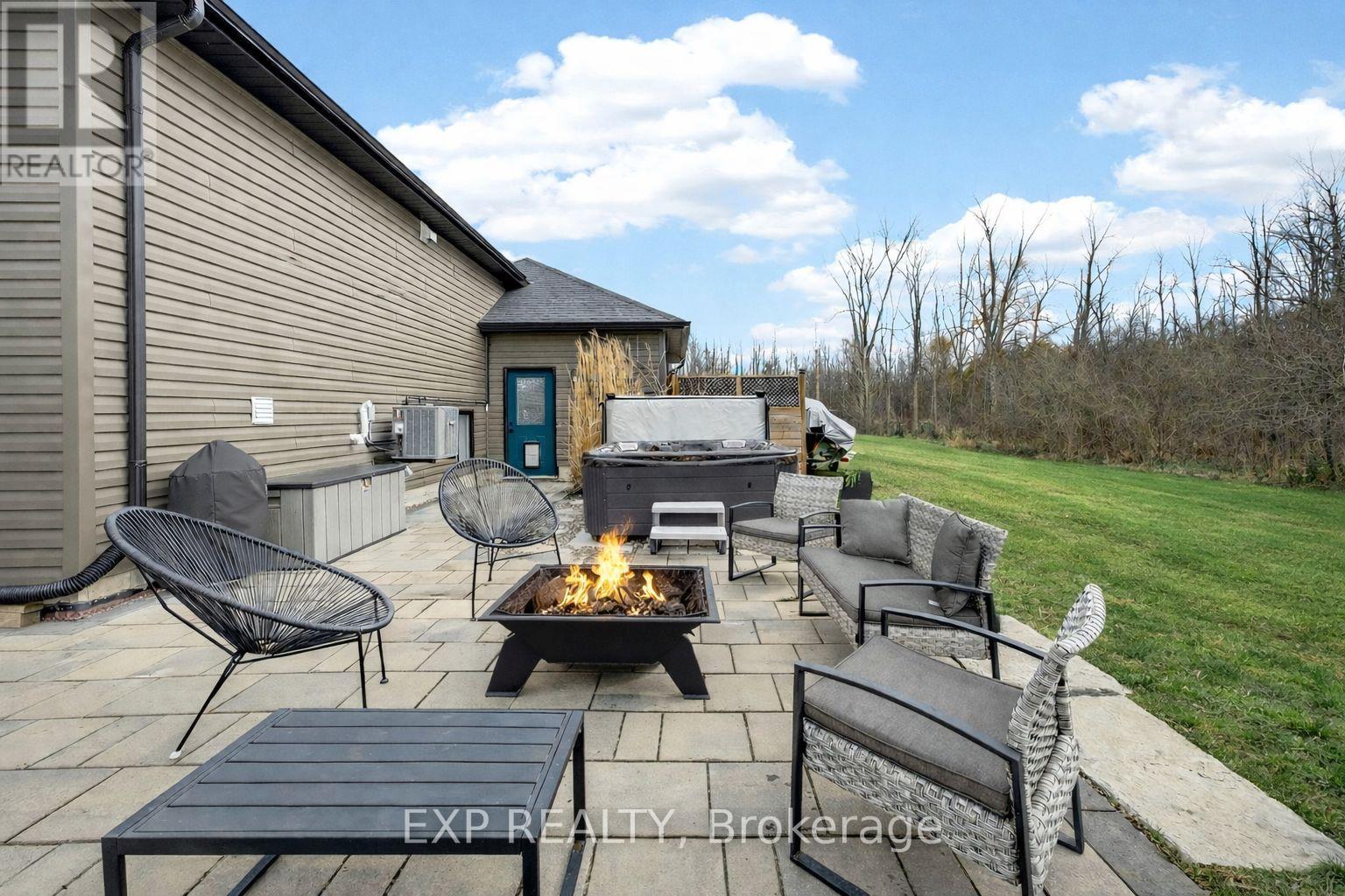 20109 Loyalist Parkway, Prince Edward County, Ontario  K0K 1T0 - Photo 30 - X12874320