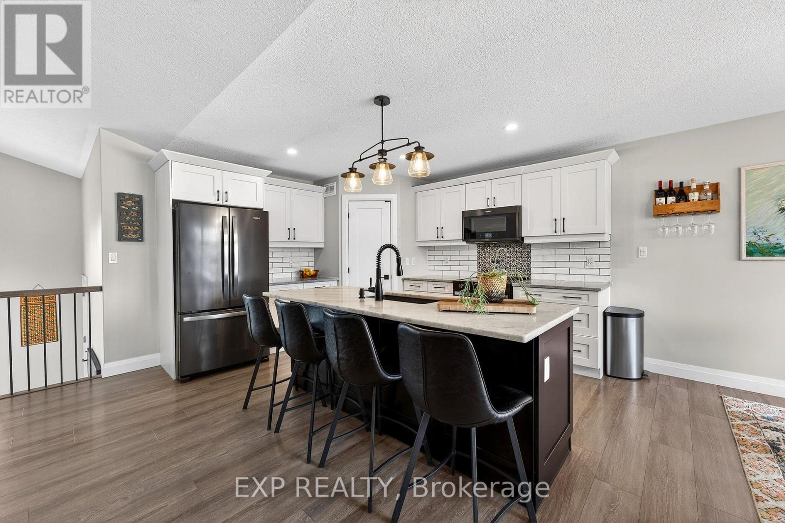 20109 Loyalist Parkway, Prince Edward County, Ontario  K0K 1T0 - Photo 4 - X12874320