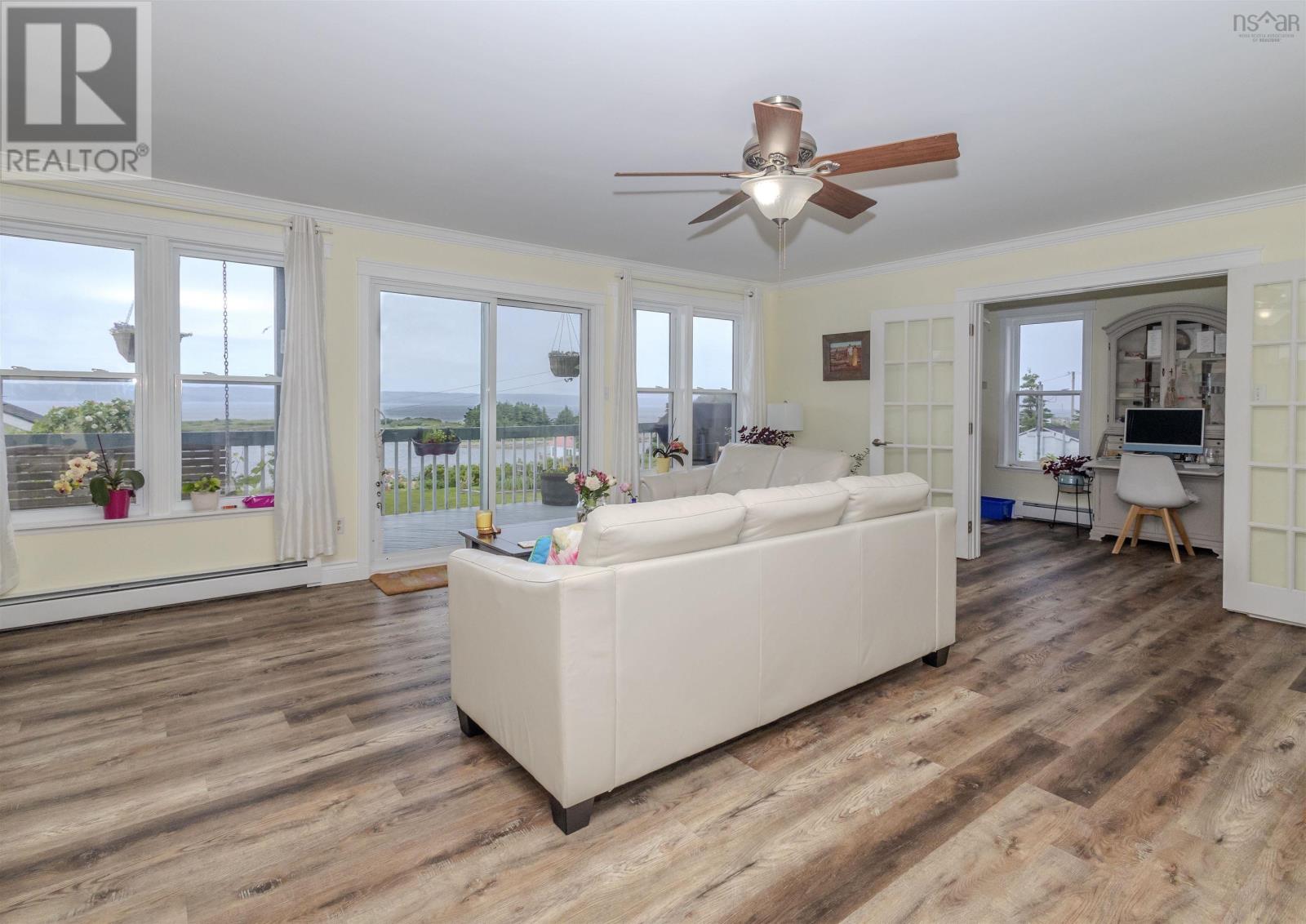 36 Seaview Drive, Gabarus Village, Nova Scotia  B1K 3T4 - Photo 25 - 202604284