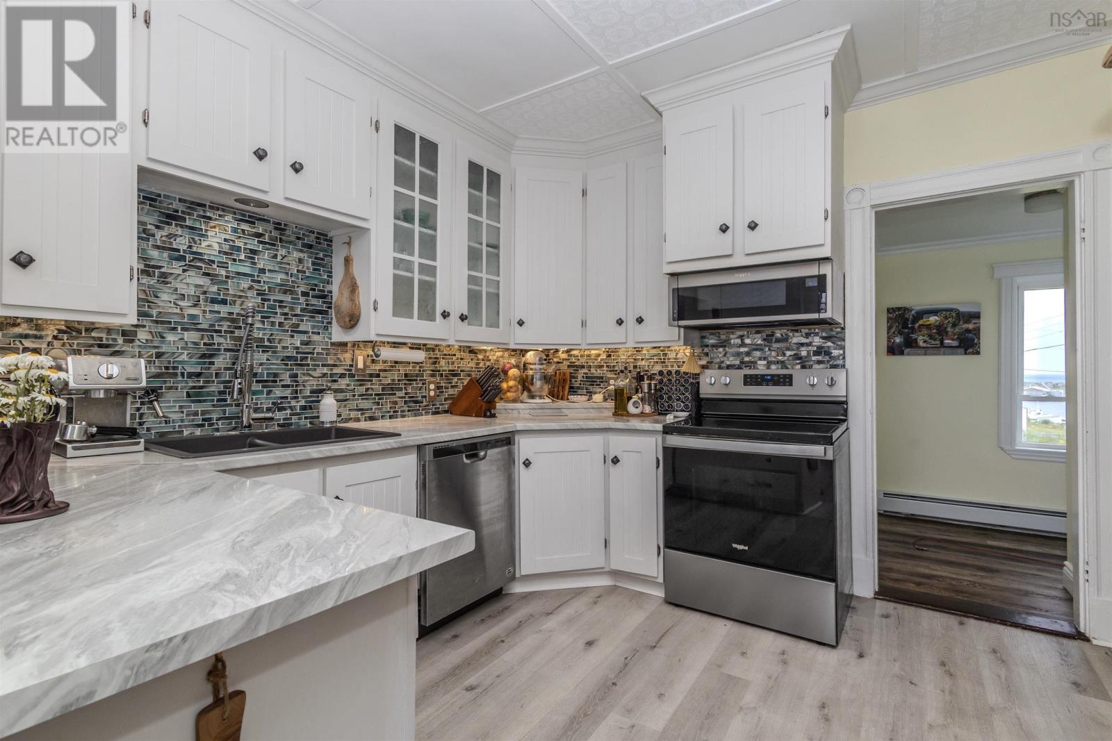 36 Seaview Drive, Gabarus Village, Nova Scotia  B1K 3T4 - Photo 18 - 202604284