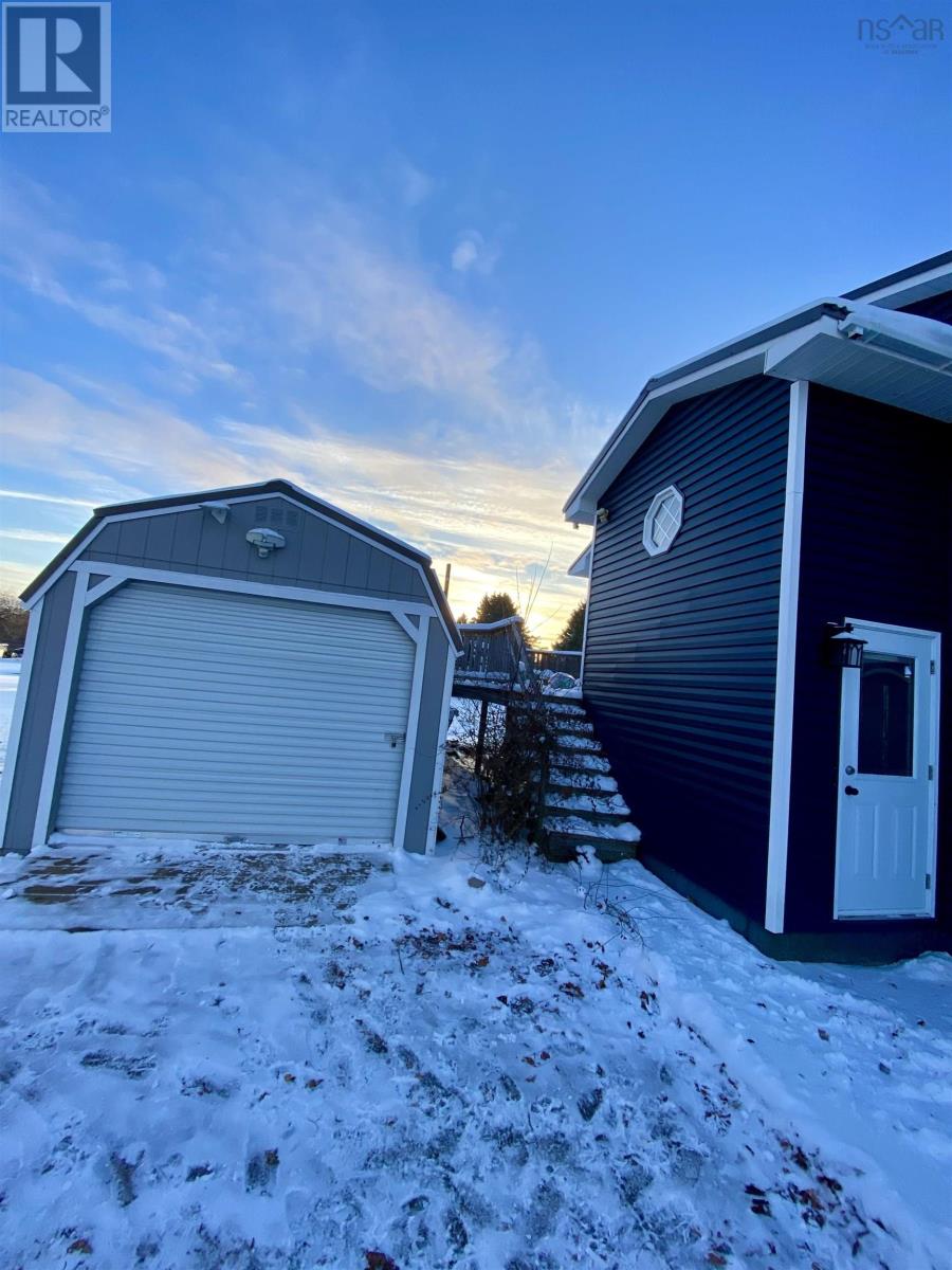 3 Fletcher Drive, Amherst, Nova Scotia  B4H 4M3 - Photo 6 - 202529746