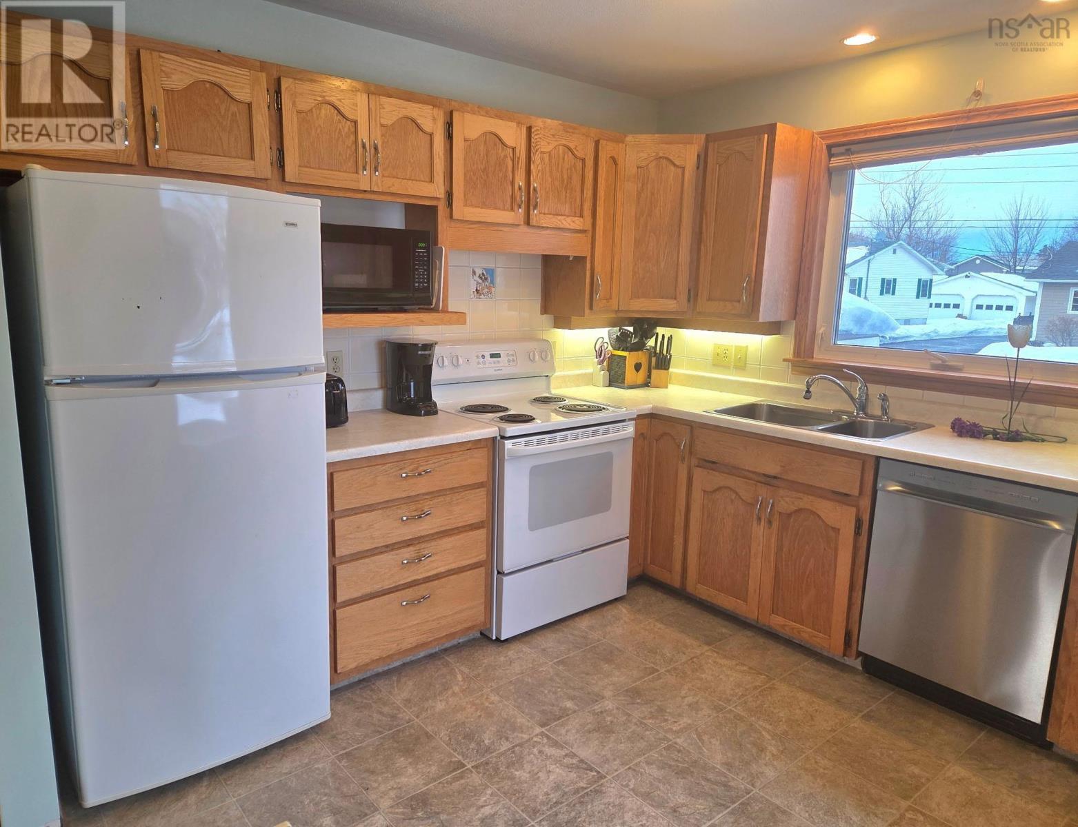 3 Fletcher Drive, Amherst, Nova Scotia  B4H 4M3 - Photo 16 - 202529746