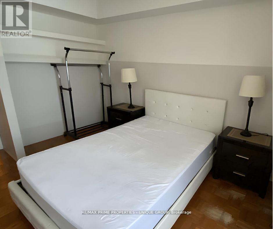 1701 - 44 Gerrard Street W, Toronto, Ontario  M5G 2K2 - Photo 12 - C12866938