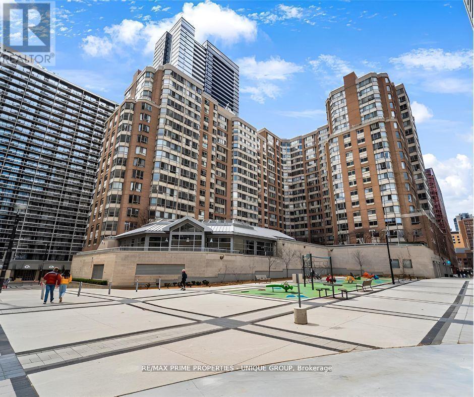 1701 - 44 Gerrard Street W, Toronto, Ontario  M5G 2K2 - Photo 22 - C12866938