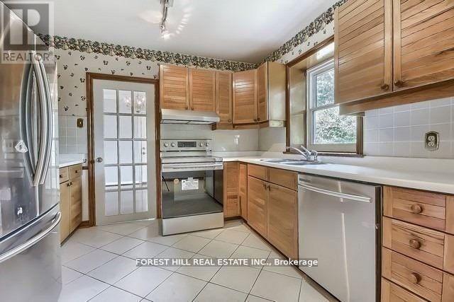 73 Riverside Boulevard, Vaughan, Ontario  L4J 1J1 - Photo 12 - N12762826