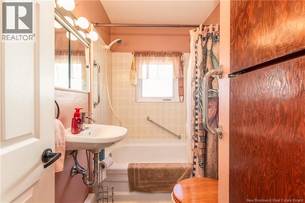 196 Waverley Avenue, Moncton, New Brunswick  E1C 7V4 - Photo 15 - NB133466