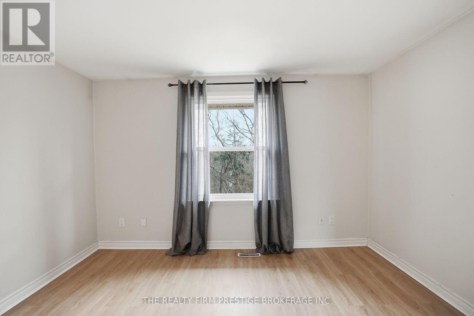 60 - 1385 Commissioners Road W, London South, Ontario  N6K 1E2 - Photo 14 - X12874314