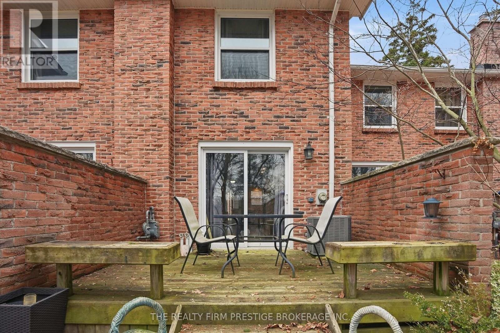 60 - 1385 Commissioners Road W, London South, Ontario  N6K 1E2 - Photo 22 - X12874314