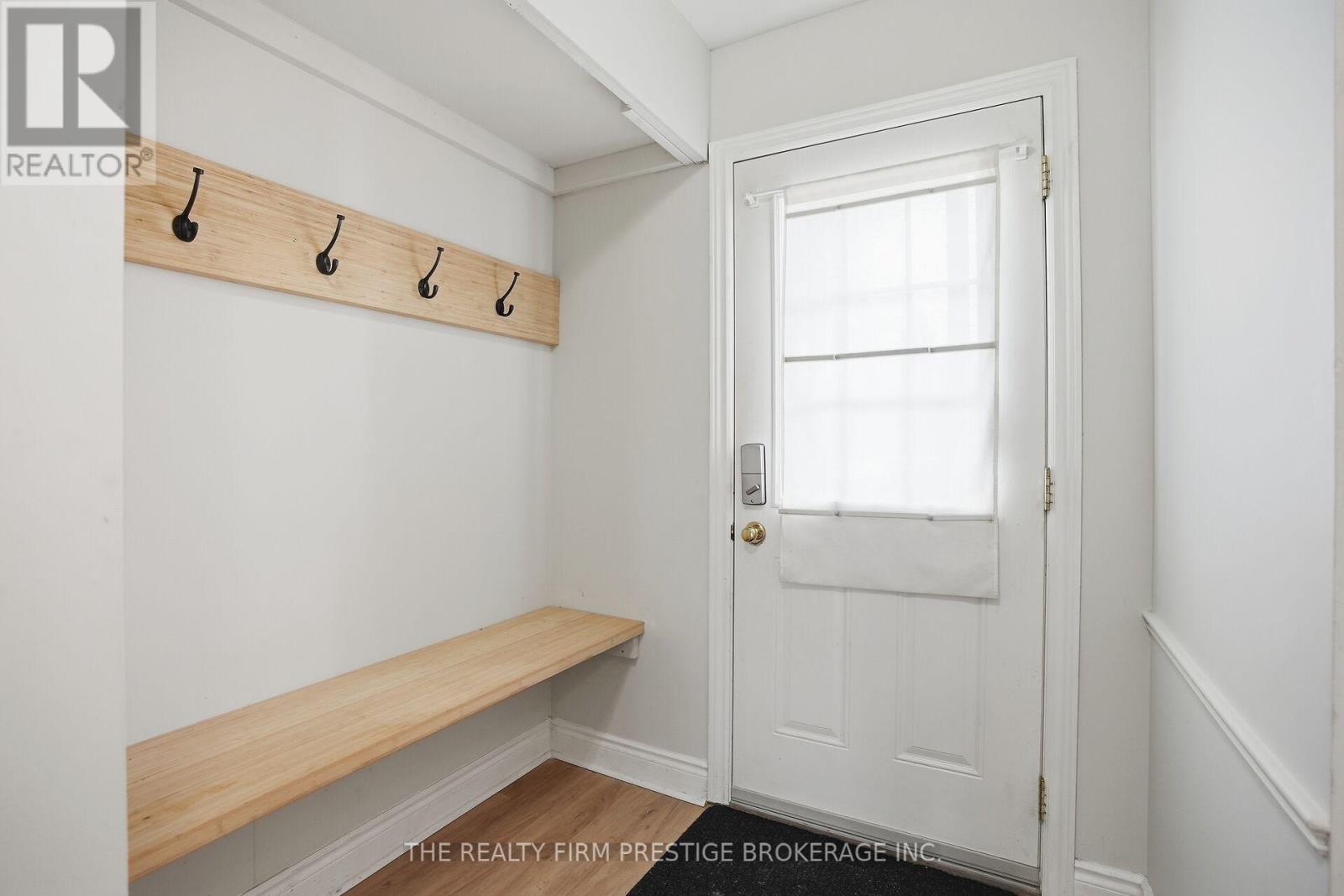 60 - 1385 Commissioners Road W, London South, Ontario  N6K 1E2 - Photo 3 - X12874314