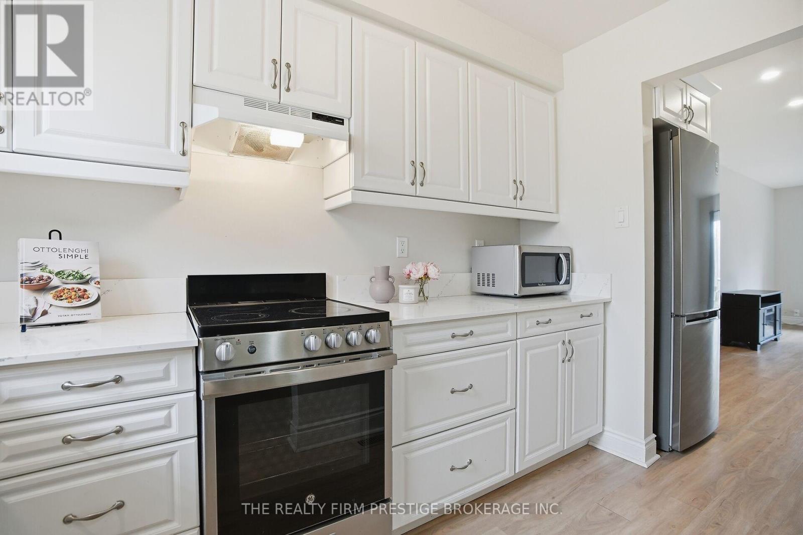 60 - 1385 Commissioners Road W, London South, Ontario  N6K 1E2 - Photo 6 - X12874314