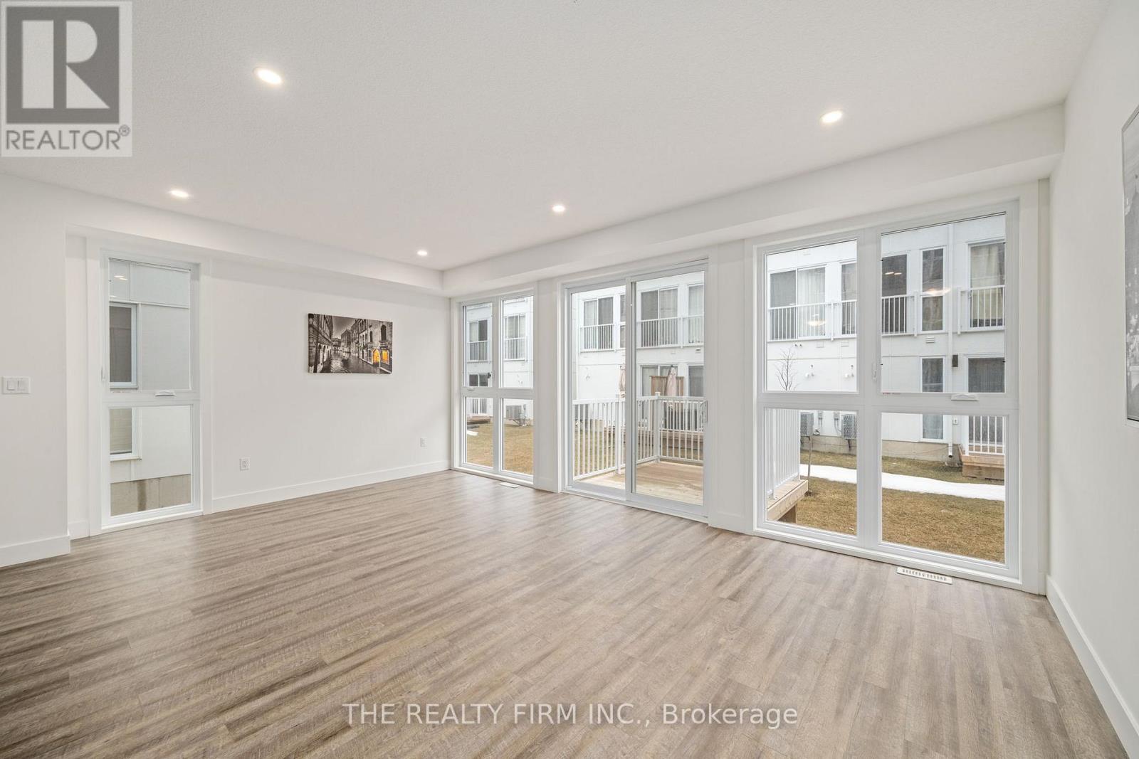 25 - 234 Edgevalley Road, London East (East D), Ontario  N5V 0E4 - Photo 12 - X12874334