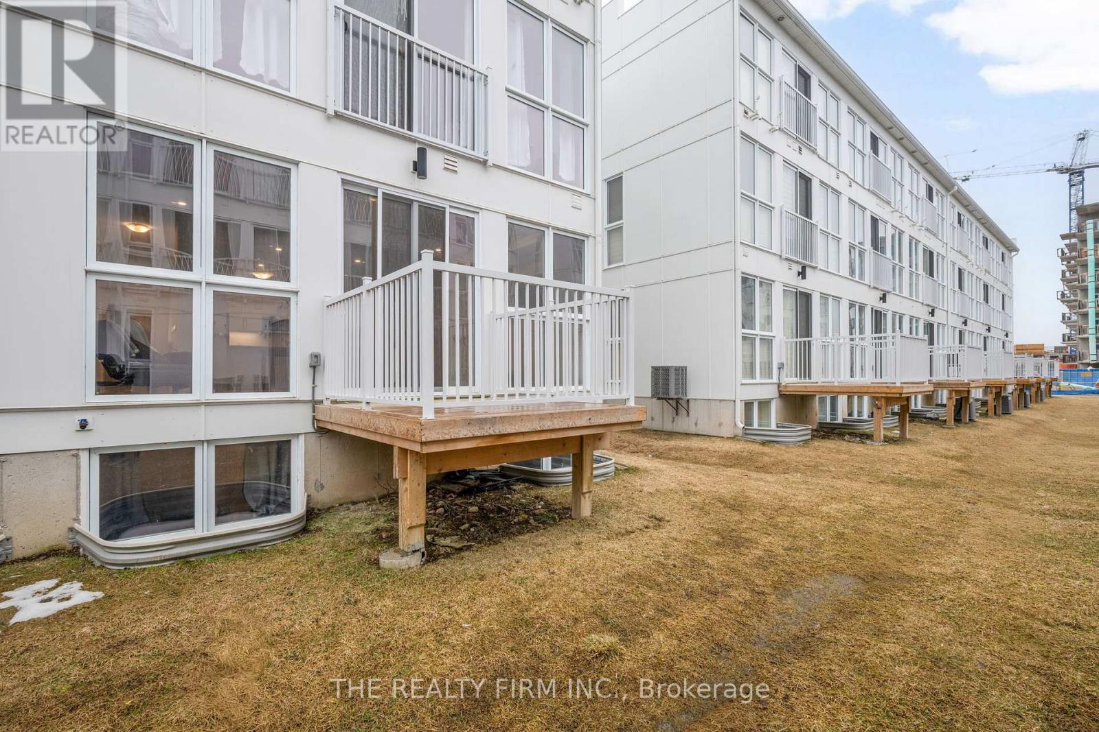 25 - 234 Edgevalley Road, London East (East D), Ontario  N5V 0E4 - Photo 23 - X12874334