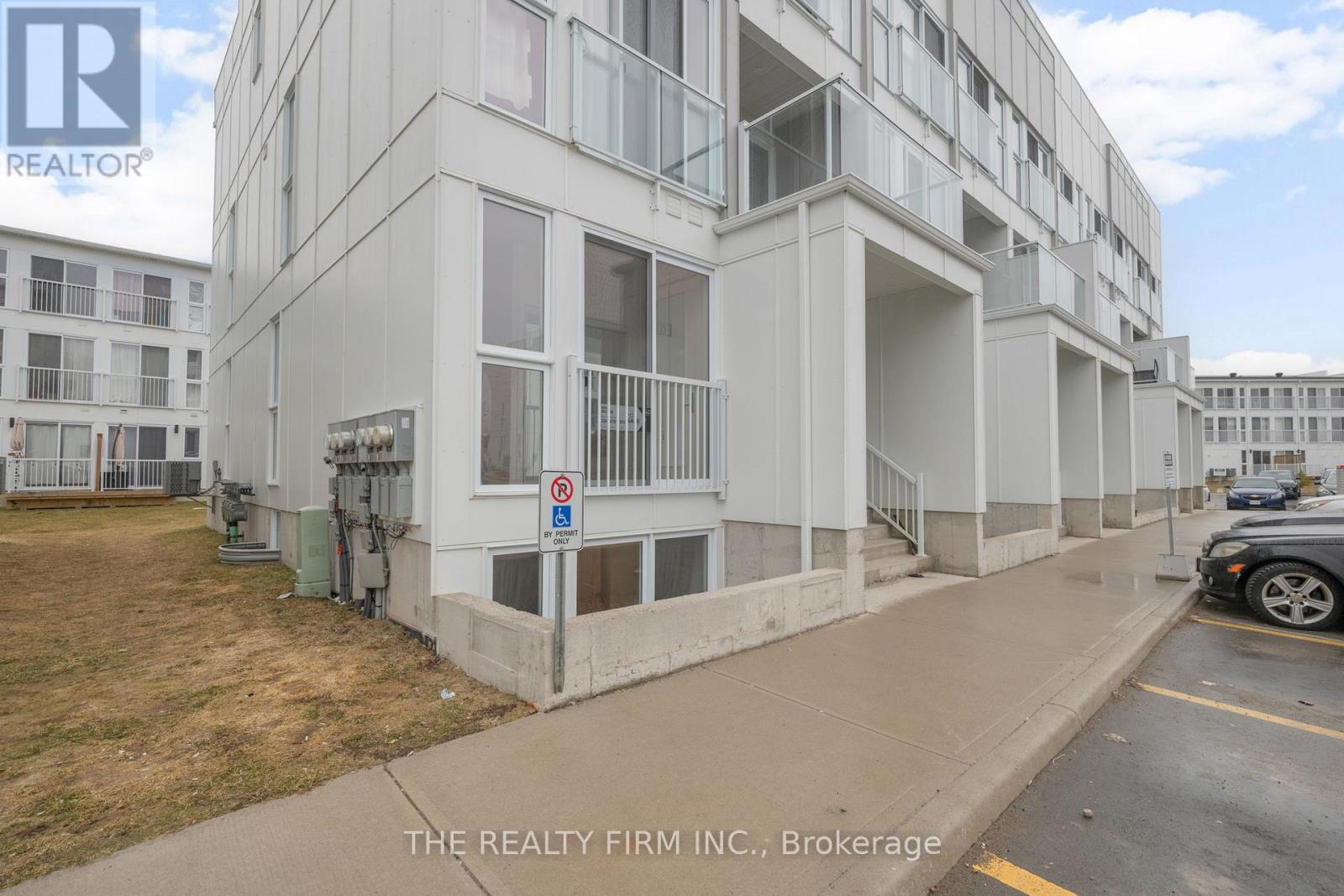 25 - 234 Edgevalley Road, London East (East D), Ontario  N5V 0E4 - Photo 26 - X12874334