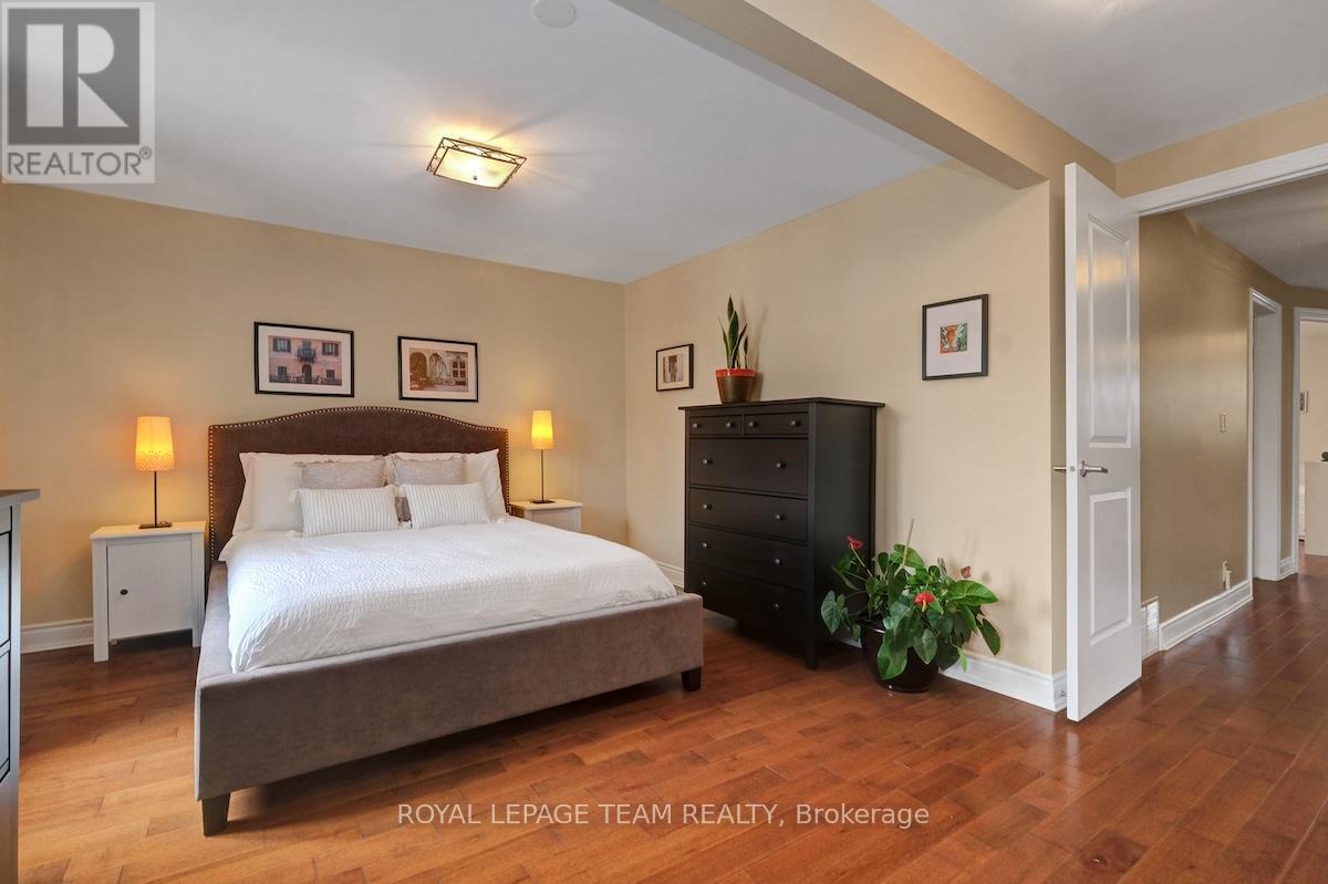 281 Flora Street, Ottawa, Ontario  K1R 5S1 - Photo 24 - X12874280