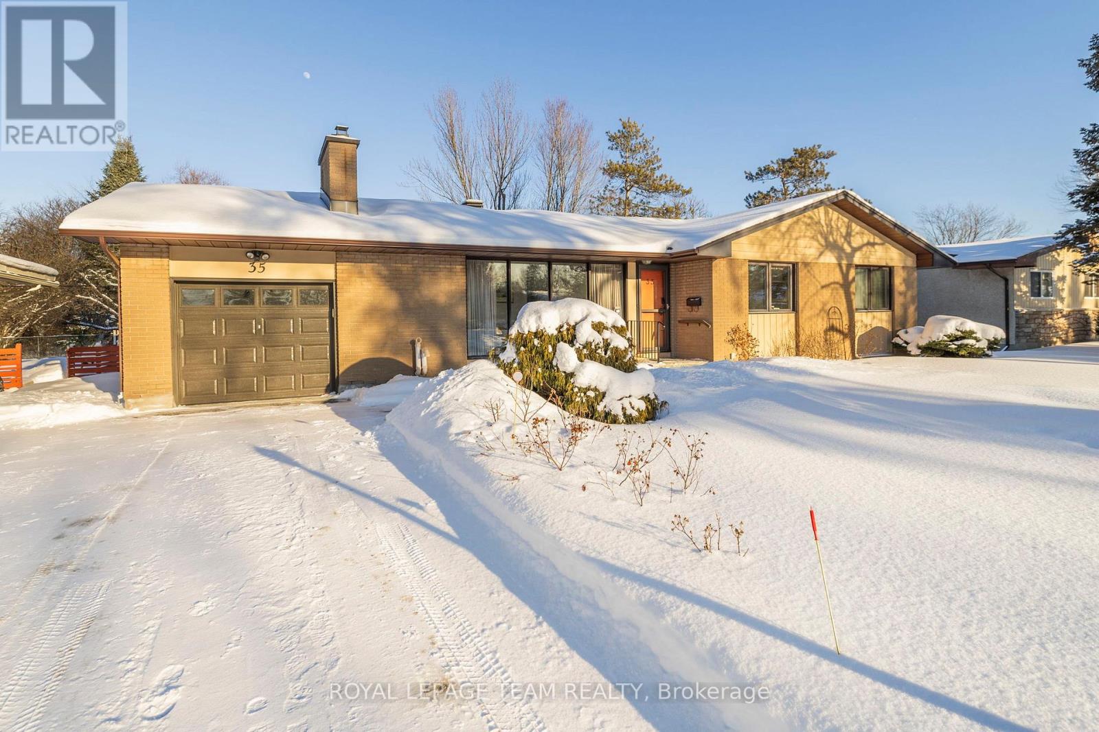 35 Cherrywood Drive, Ottawa, Ontario  K2H 6H1 - Photo 3 - X12874290