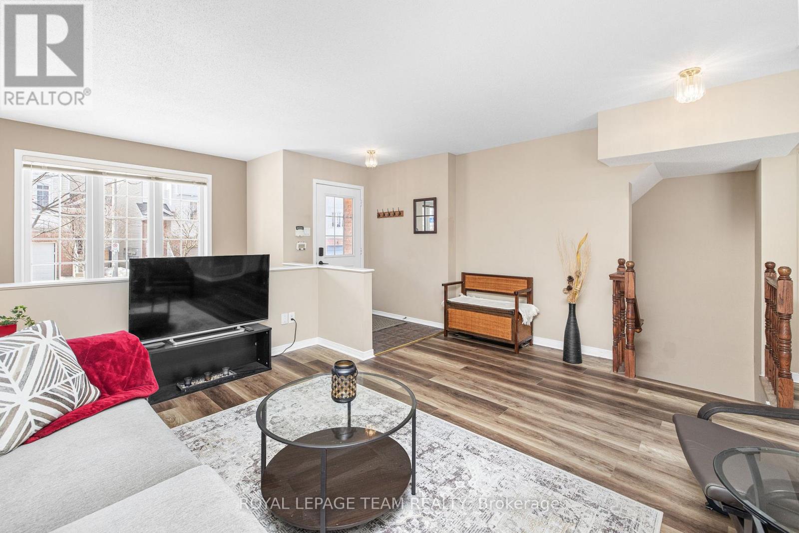 147 Wharhol Private, Ottawa, Ontario  K2H 1G5 - Photo 11 - X12874300