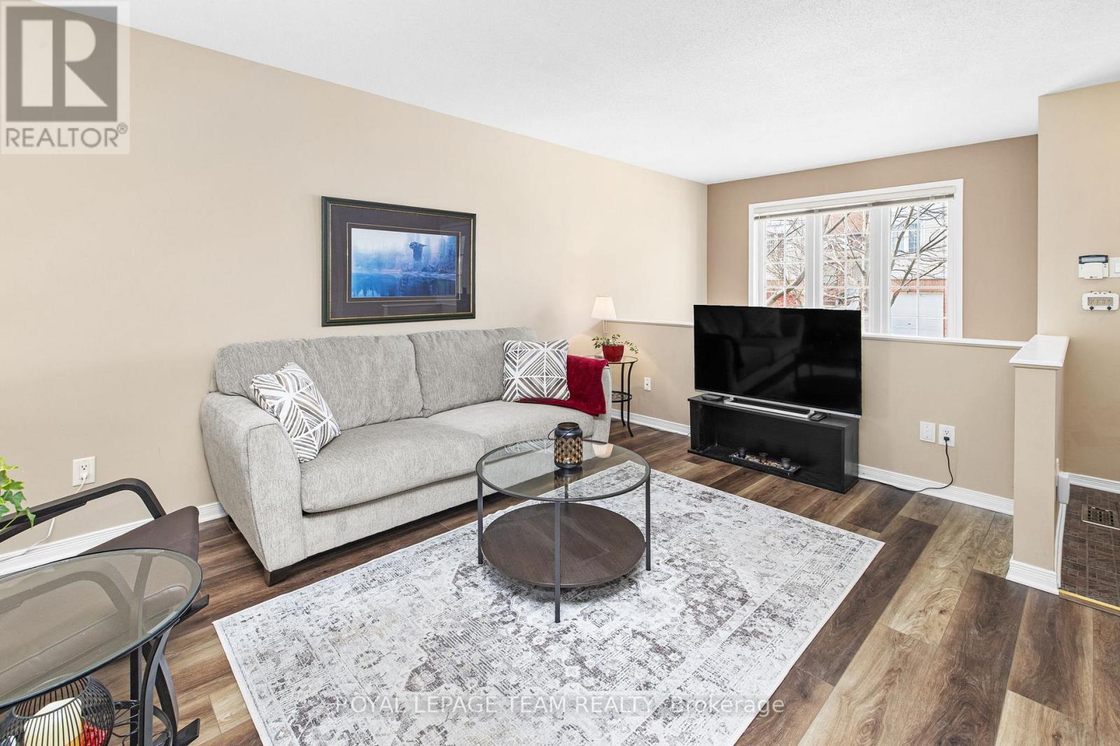 147 Wharhol Private, Ottawa, Ontario  K2H 1G5 - Photo 9 - X12874300