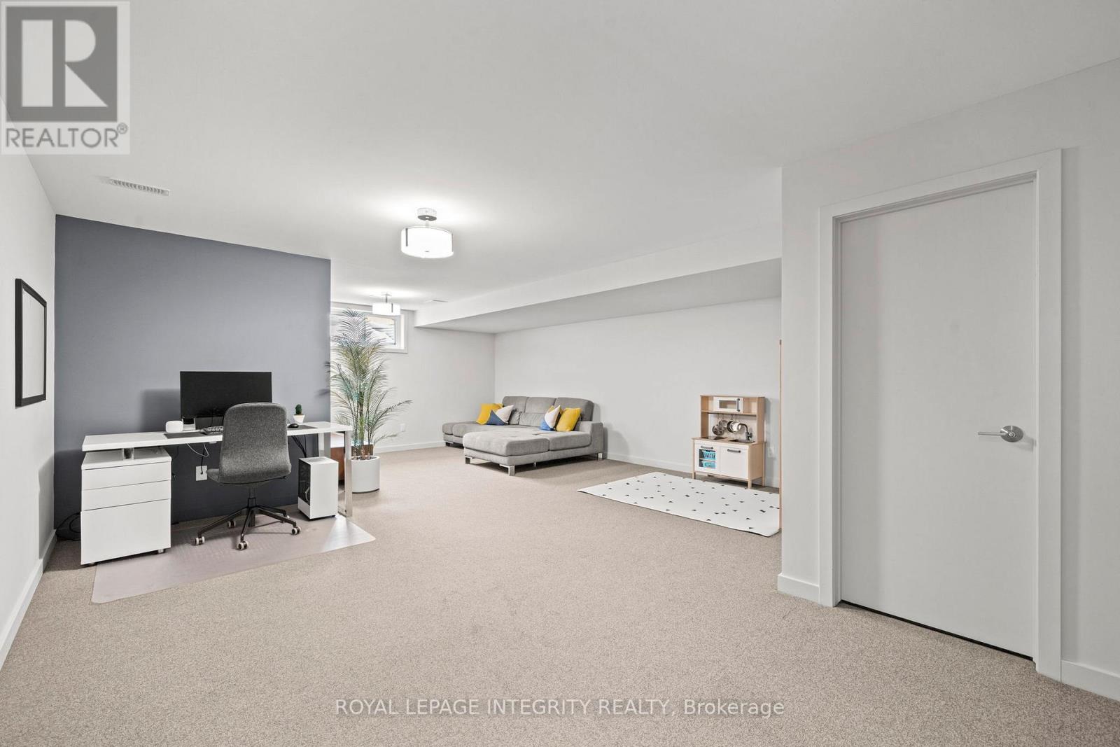 110 Larimar Circle, Ottawa, Ontario  K1X 0B6 - Photo 27 - X12874318