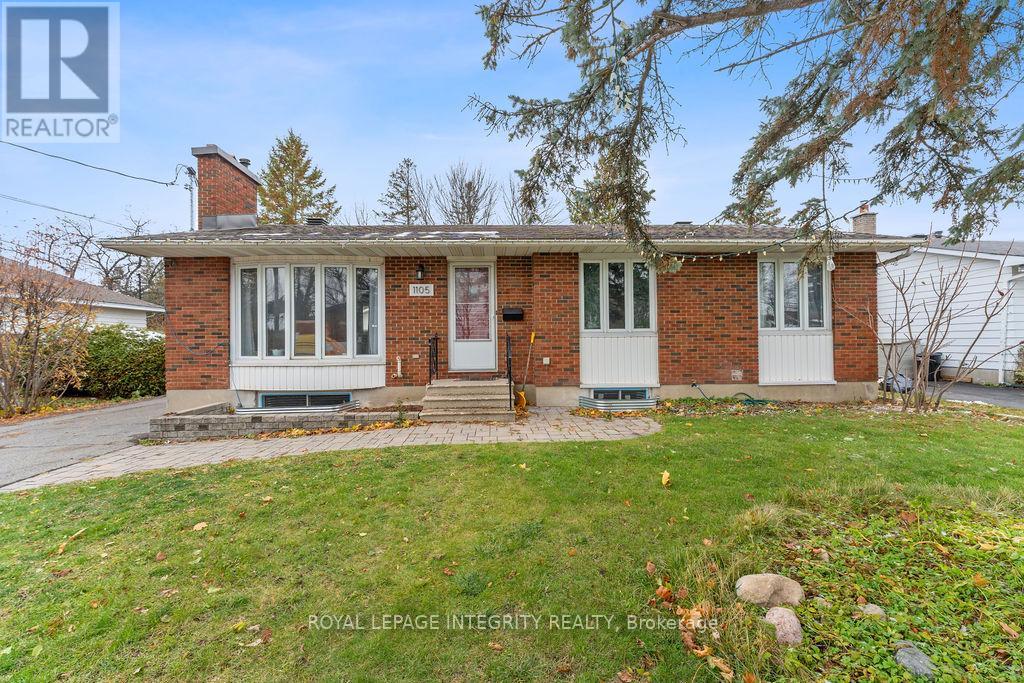 B - 1105 Falaise Road, Ottawa, Ontario  K2E 6R1 - Photo 2 - X12874332