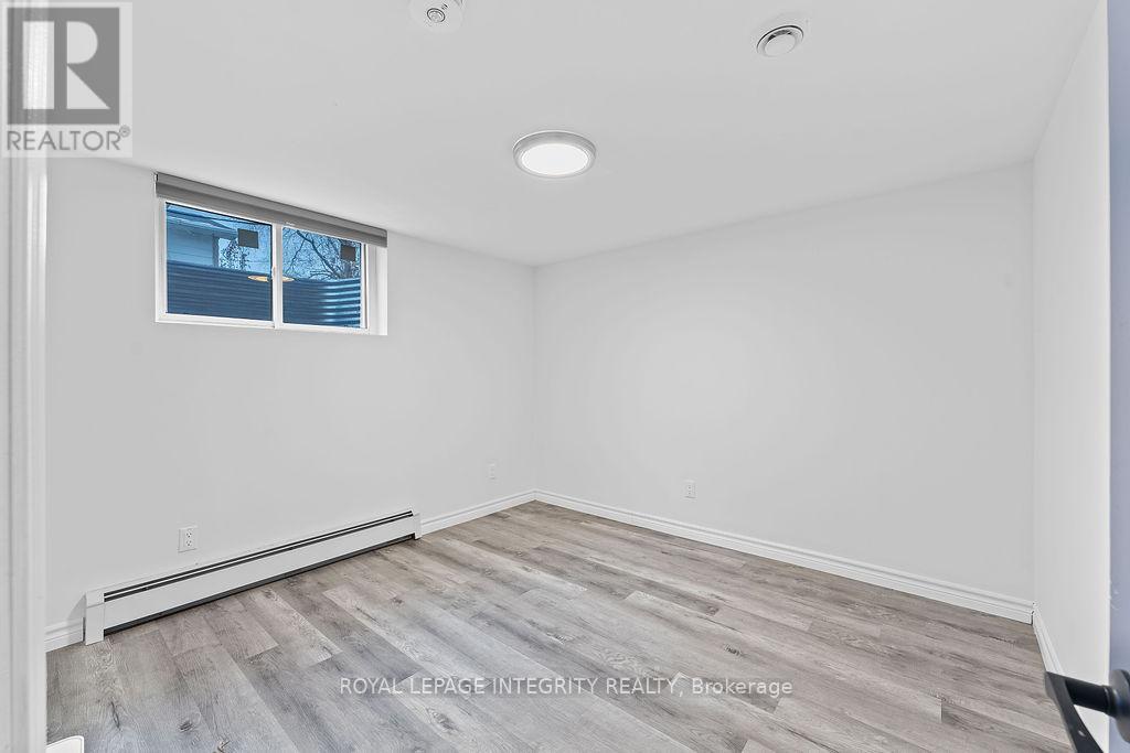 B - 1105 Falaise Road, Ottawa, Ontario  K2E 6R1 - Photo 24 - X12874332