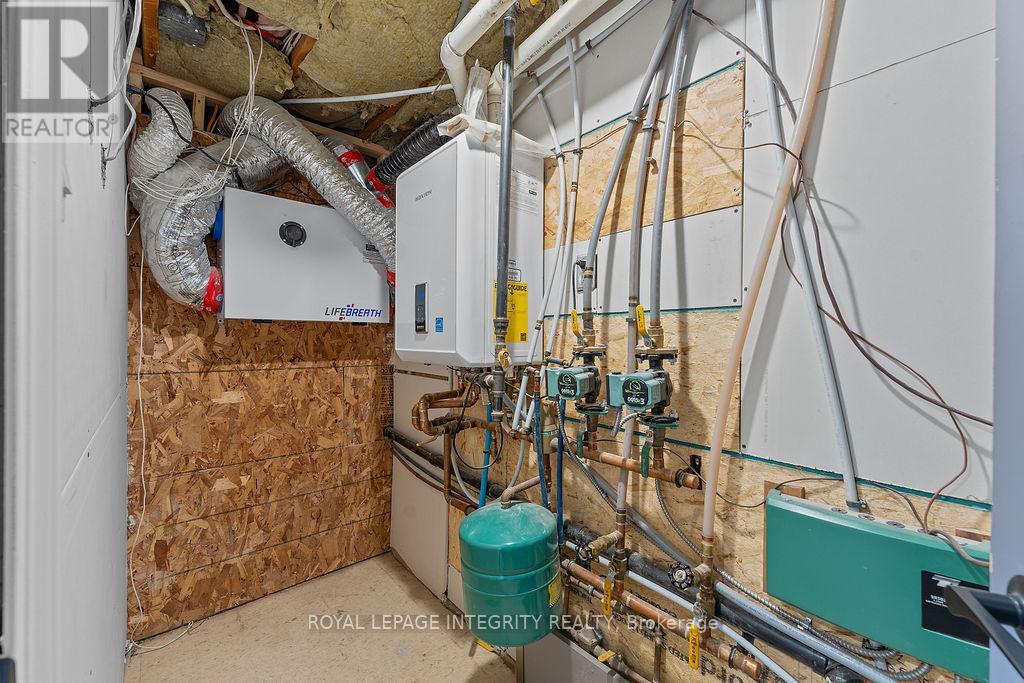 B - 1105 Falaise Road, Ottawa, Ontario  K2E 6R1 - Photo 29 - X12874332