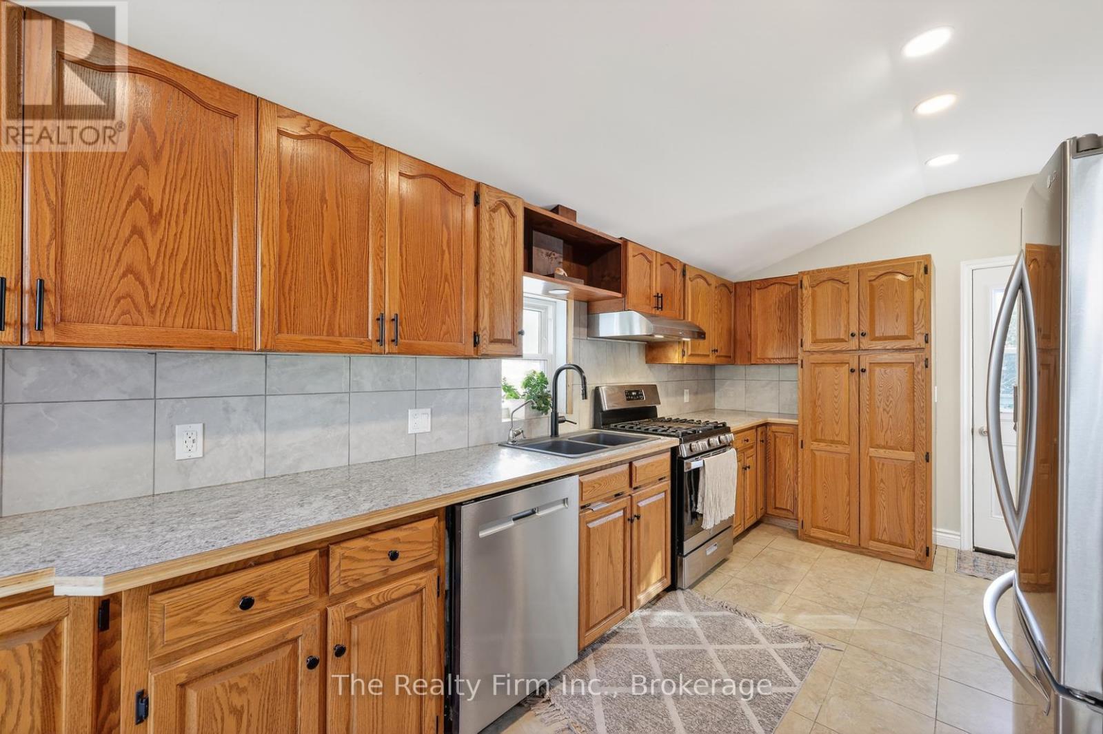 472 Main Street, Woodstock, Ontario  N4S 1T9 - Photo 4 - X12874328