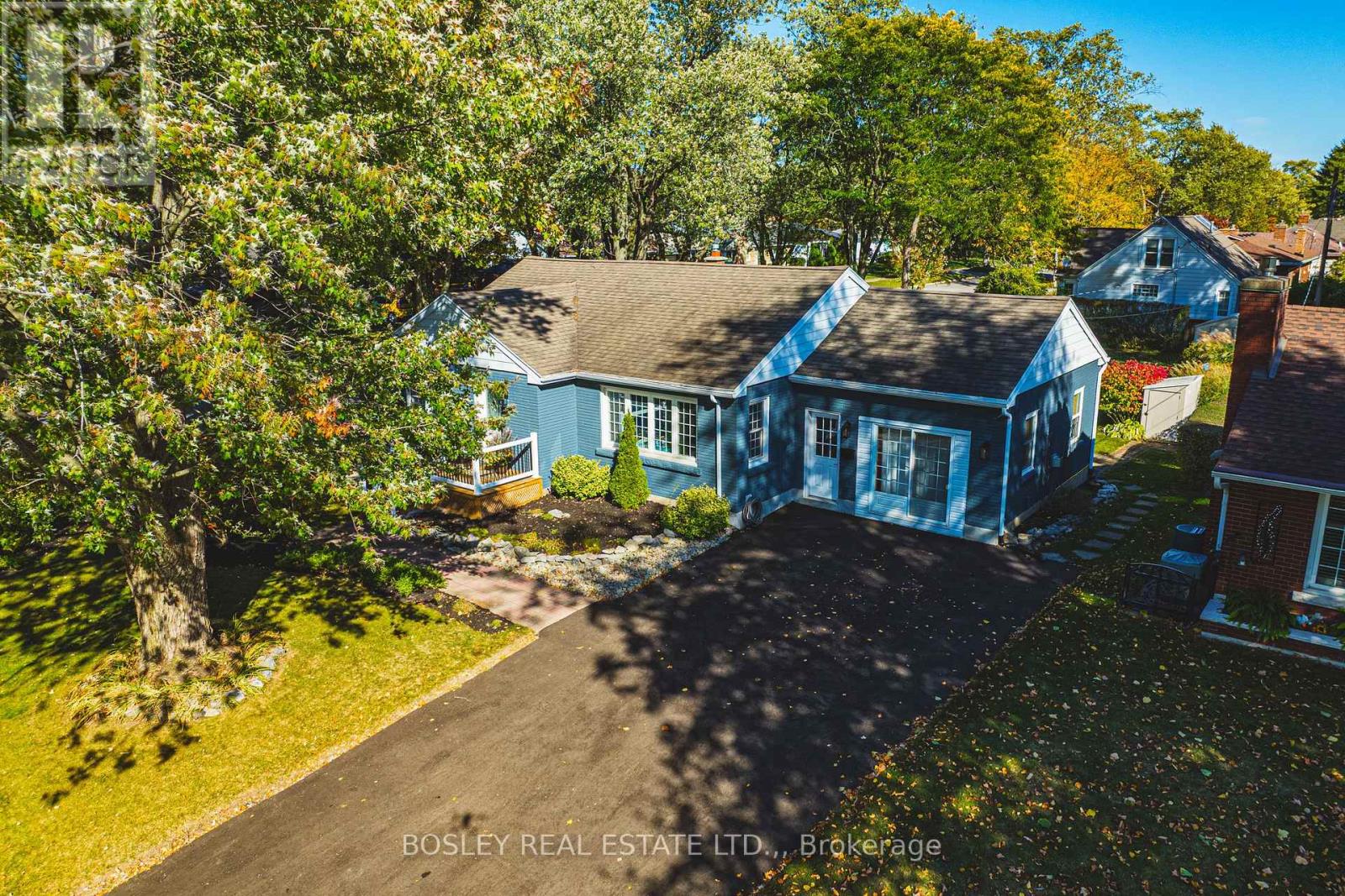 14 Rosemount Drive, Welland, Ontario  L3C 2H3 - Photo 2 - X12874278