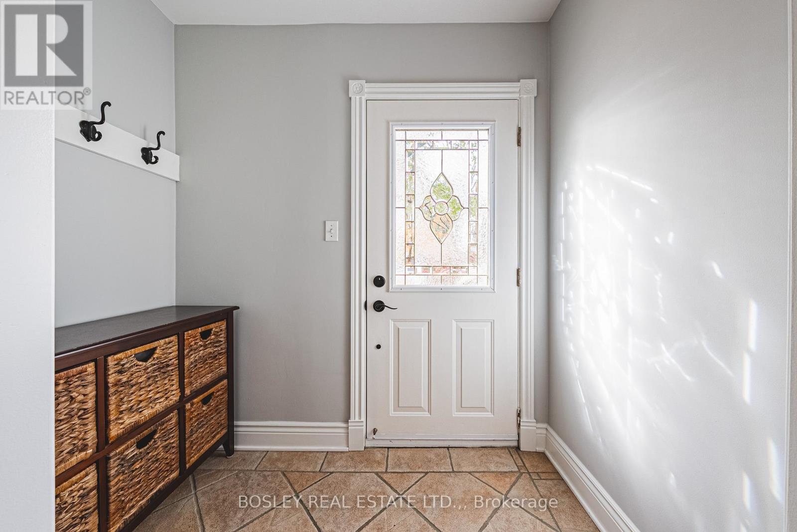 14 Rosemount Drive, Welland, Ontario  L3C 2H3 - Photo 5 - X12874278