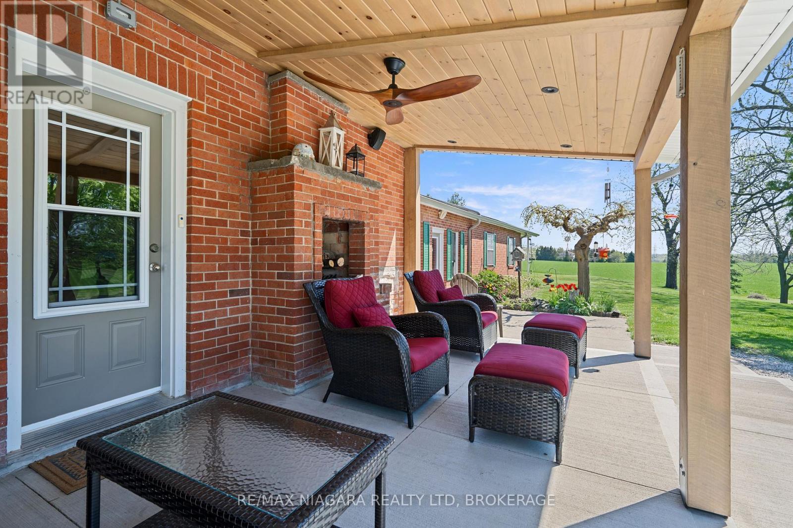 2461 Effingham Street, Pelham, Ontario  L0S 1M0 - Photo 10 - X12874312