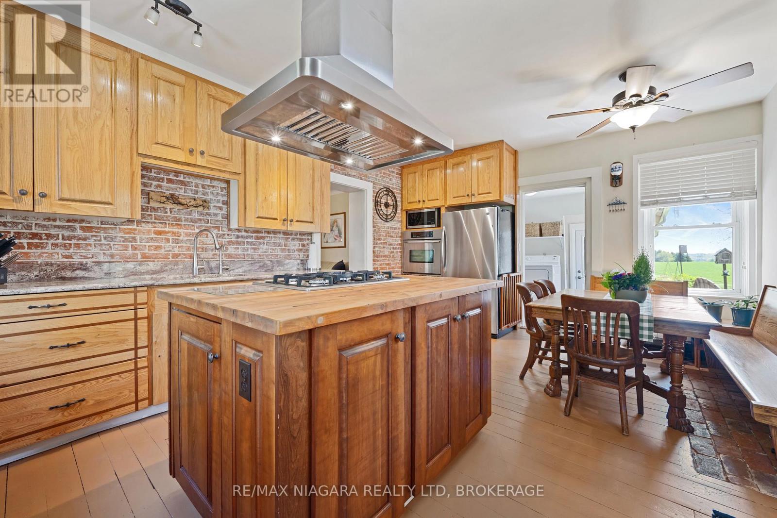 2461 Effingham Street, Pelham, Ontario  L0S 1M0 - Photo 16 - X12874312