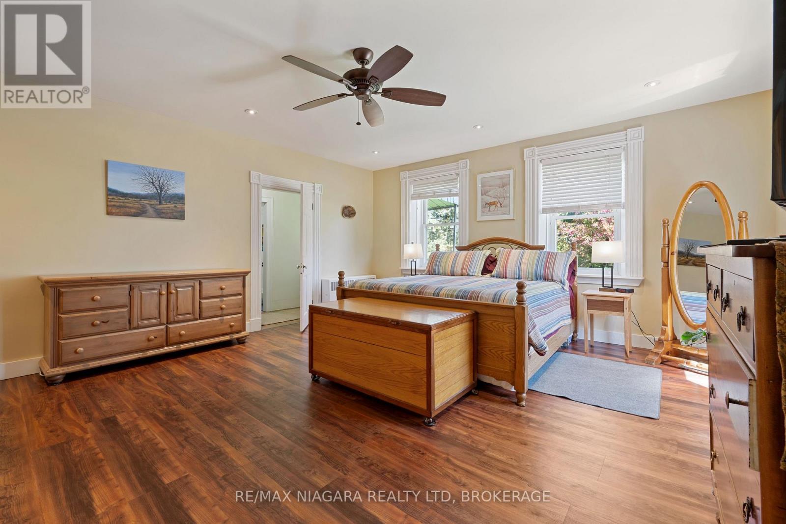 2461 Effingham Street, Pelham, Ontario  L0S 1M0 - Photo 25 - X12874312