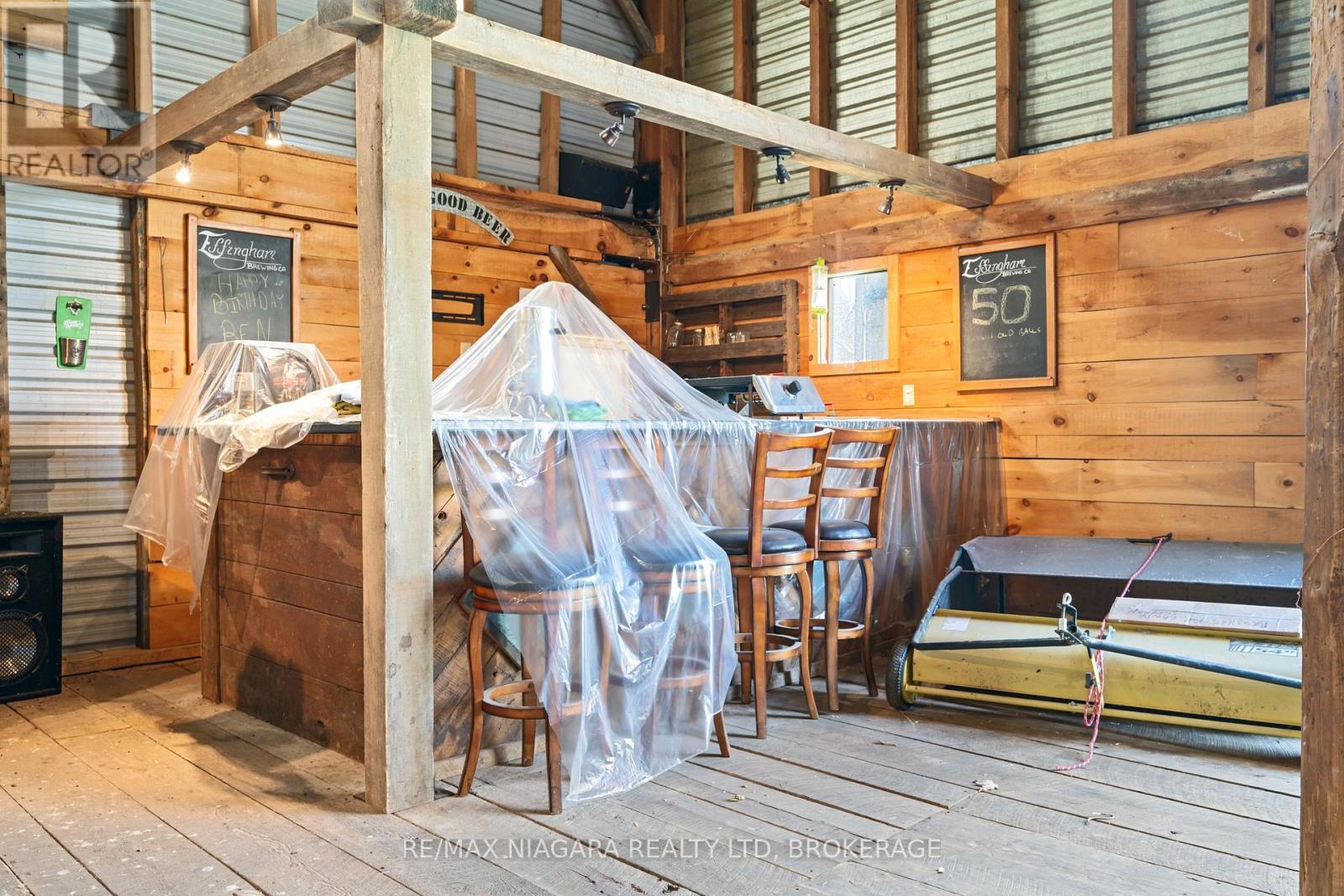 2461 Effingham Street, Pelham, Ontario  L0S 1M0 - Photo 38 - X12874312