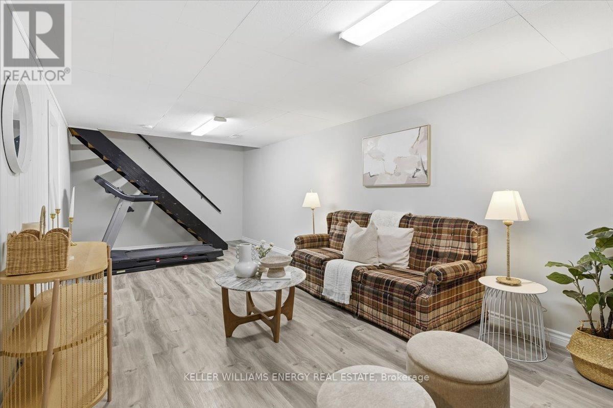 886 Antonio Street, Pickering, Ontario  L1W 1T3 - Photo 25 - E12814992