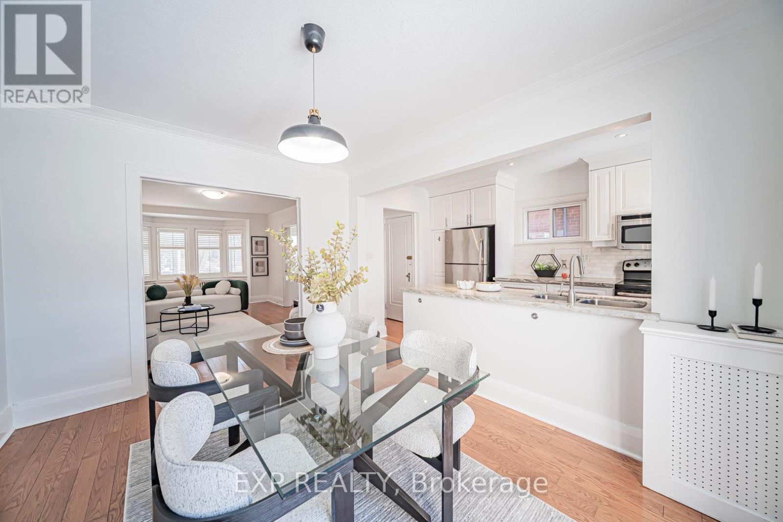 54 Latimer Avenue, Toronto, Ontario  M5N 2L8 - Photo 14 - C12874222