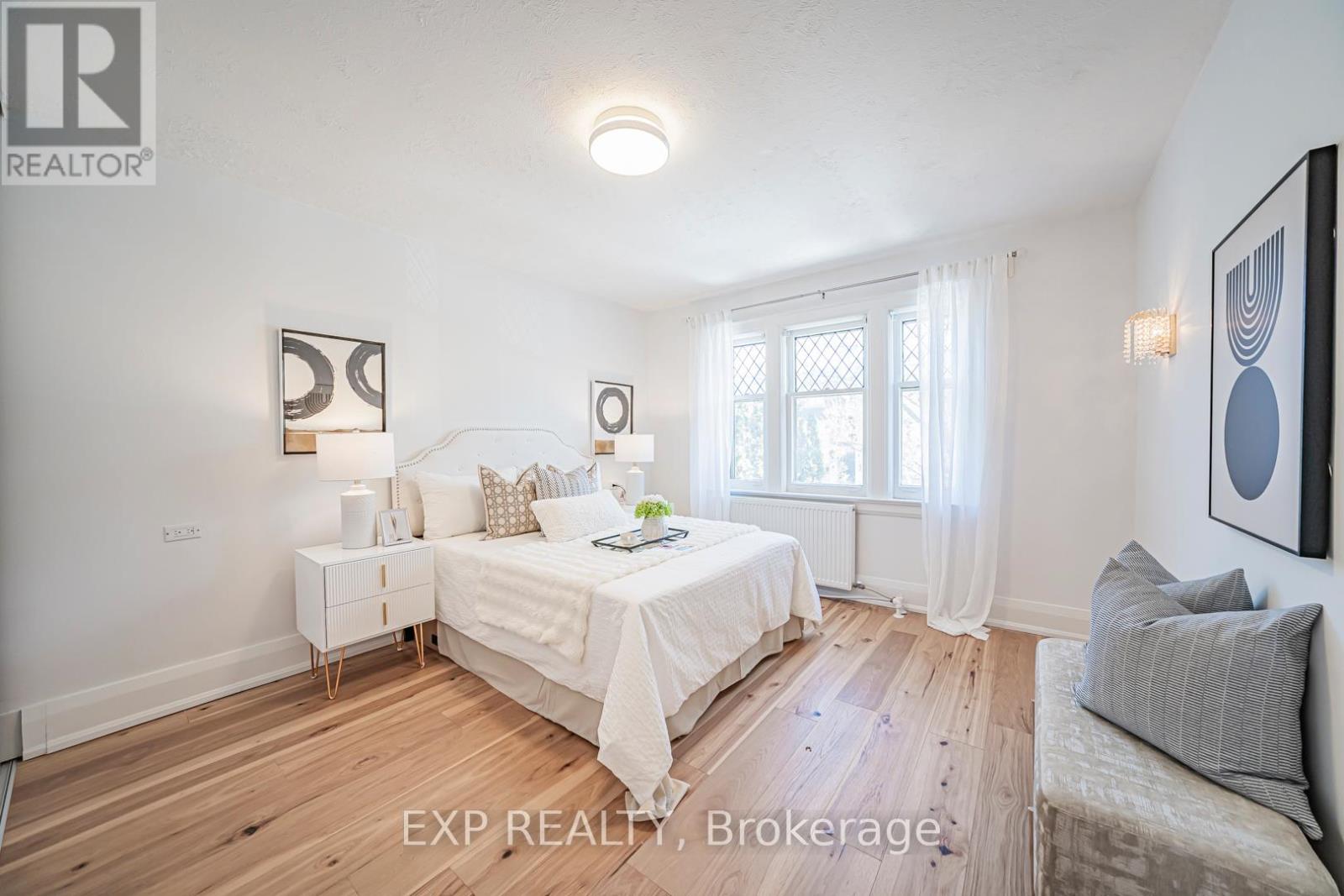 54 Latimer Avenue, Toronto, Ontario  M5N 2L8 - Photo 24 - C12874222