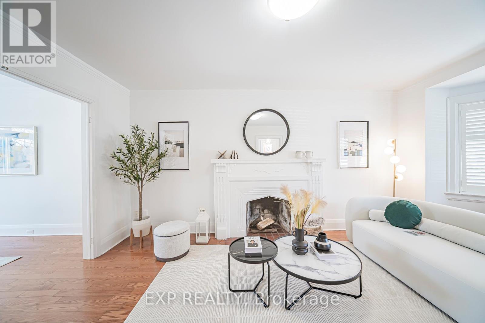 54 Latimer Avenue, Toronto, Ontario  M5N 2L8 - Photo 9 - C12874222